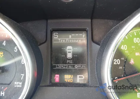 2013 Jeep Grand Cherokee Overland z USA, uszkodzony, nr VIN 1C4RJFCT8DC525390